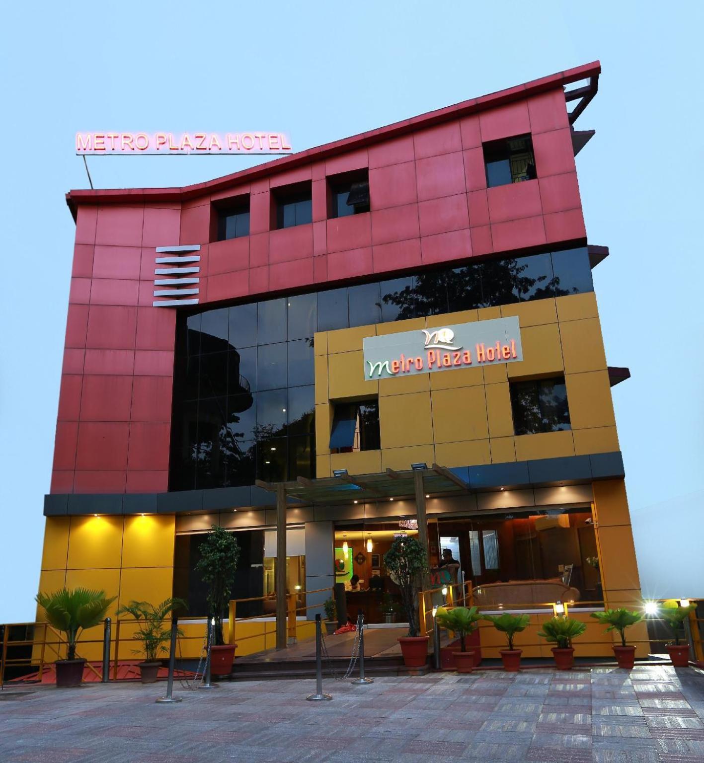 Metro Plaza Hotel By Rak Rooms, Mangaluru Kültér fotó