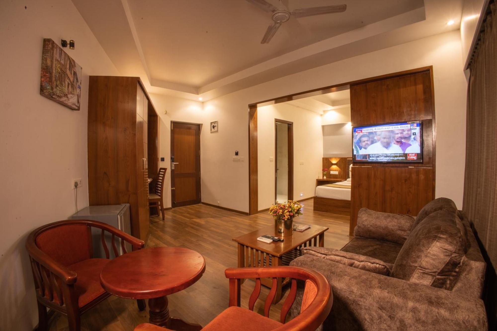 Metro Plaza Hotel By Rak Rooms, Mangaluru Kültér fotó