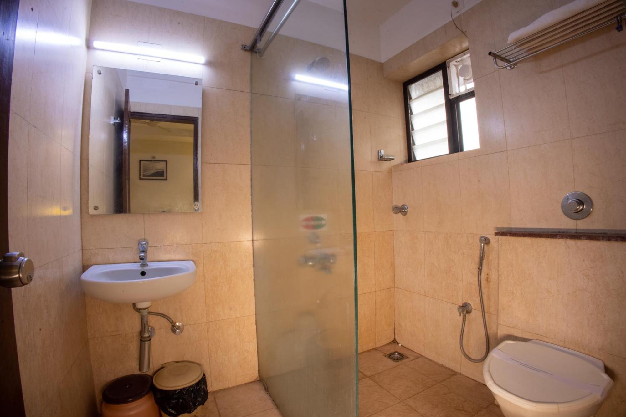 Metro Plaza Hotel By Rak Rooms, Mangaluru Kültér fotó