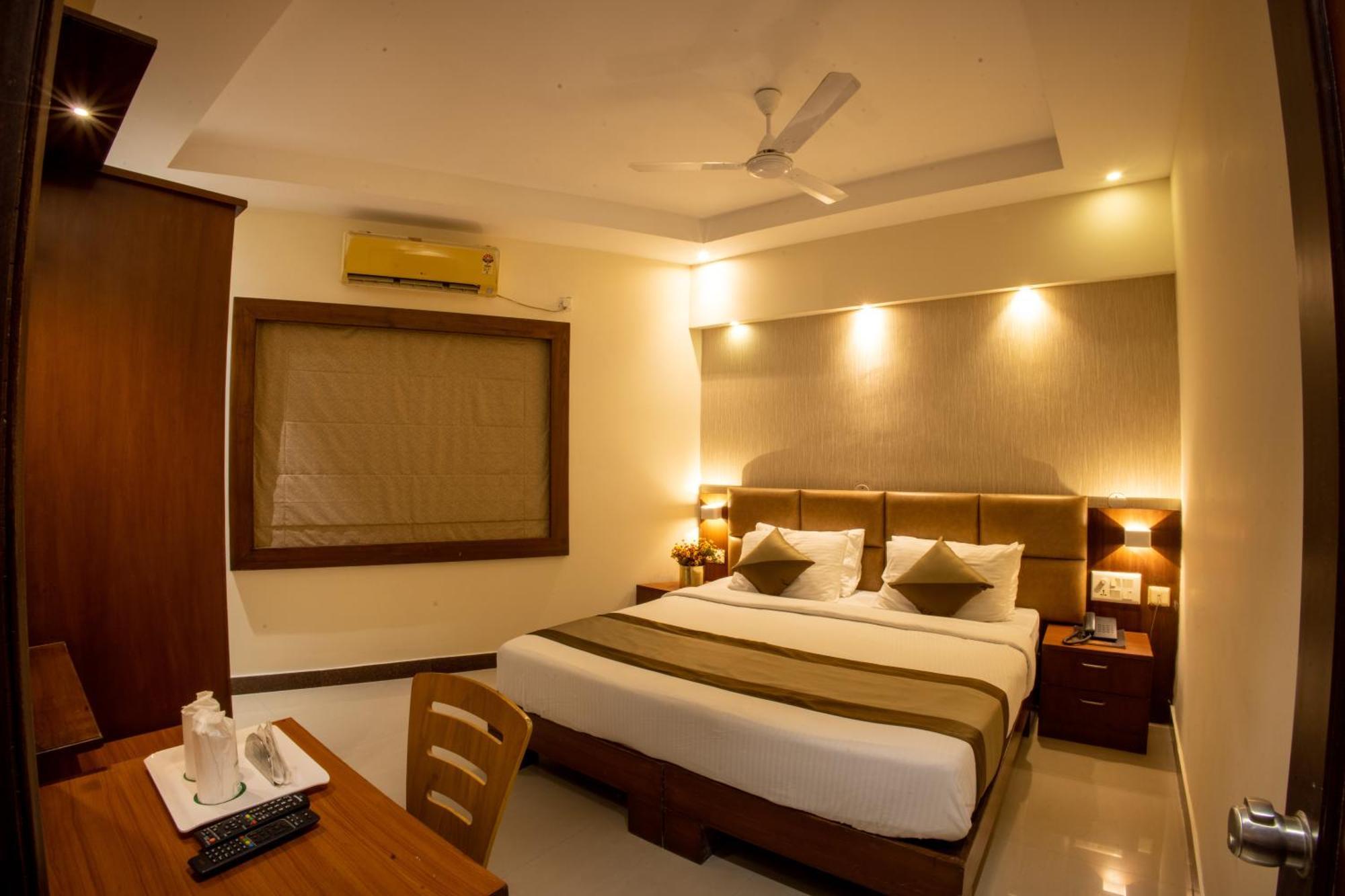 Metro Plaza Hotel By Rak Rooms, Mangaluru Kültér fotó
