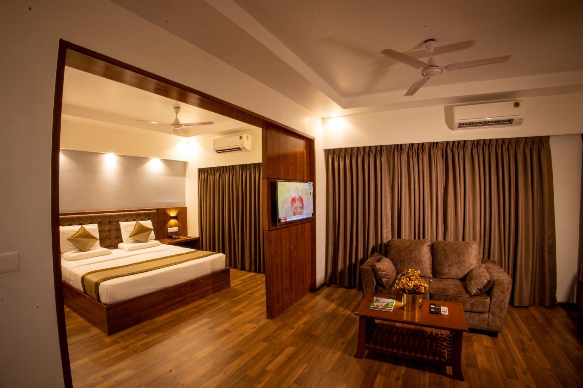 Metro Plaza Hotel By Rak Rooms, Mangaluru Kültér fotó