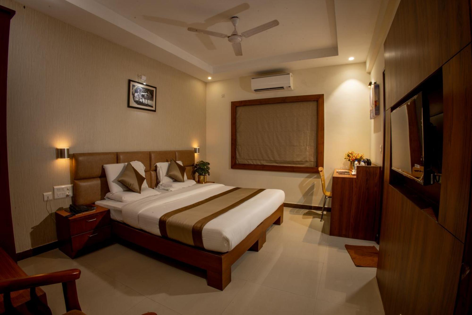 Metro Plaza Hotel By Rak Rooms, Mangaluru Kültér fotó