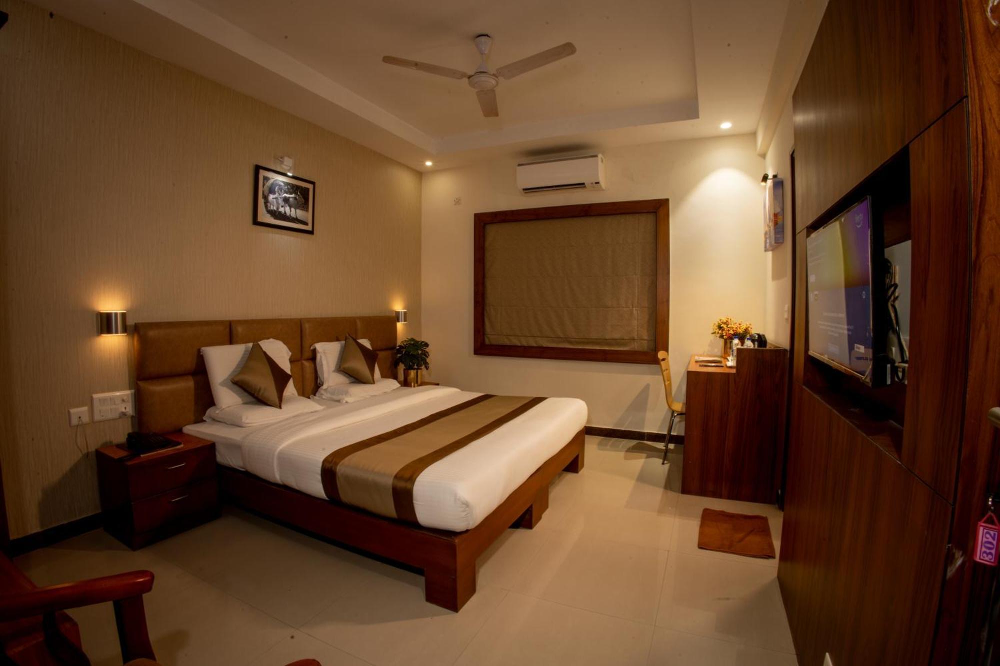 Metro Plaza Hotel By Rak Rooms, Mangaluru Kültér fotó
